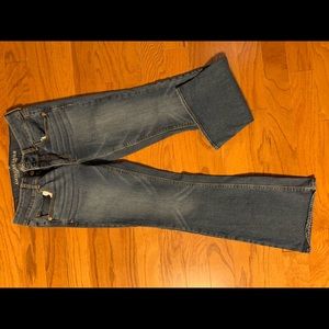 American eagle size 6 Short